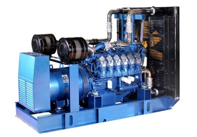 阿荣康明斯30kw小型柴油二手发电机组 阿荣康明斯30kw小型柴油二手发电机组